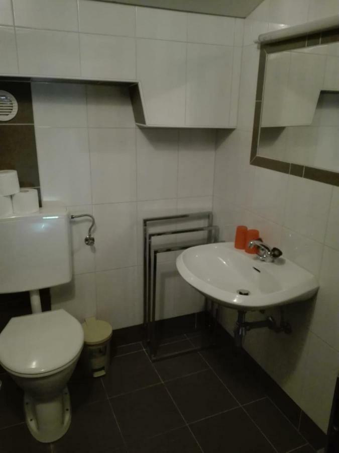 מטרי אין אוסטירול Ferienhaus Ruggenthaler מראה חיצוני תמונה